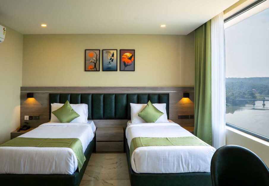 Superior-Deluxe-Twin-River-view-(1)