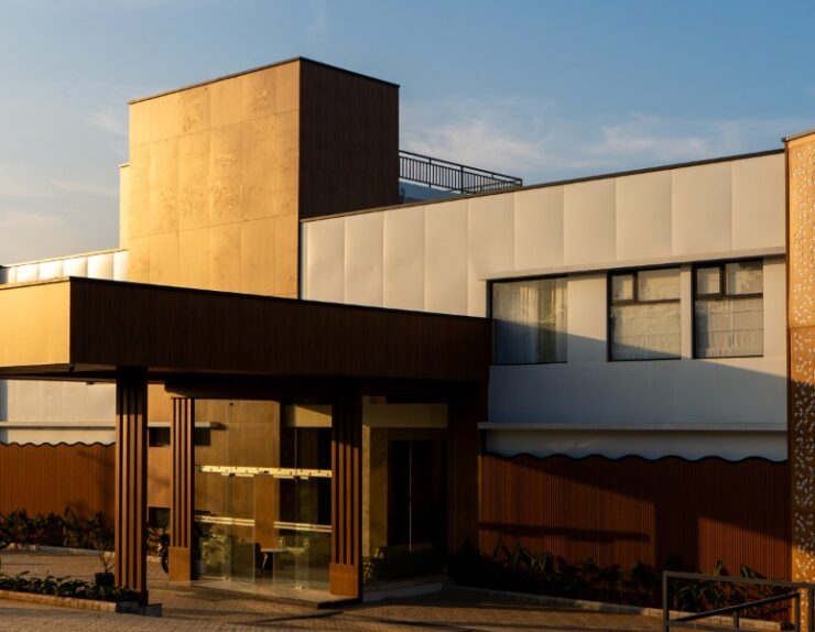 best hotels in Areekode