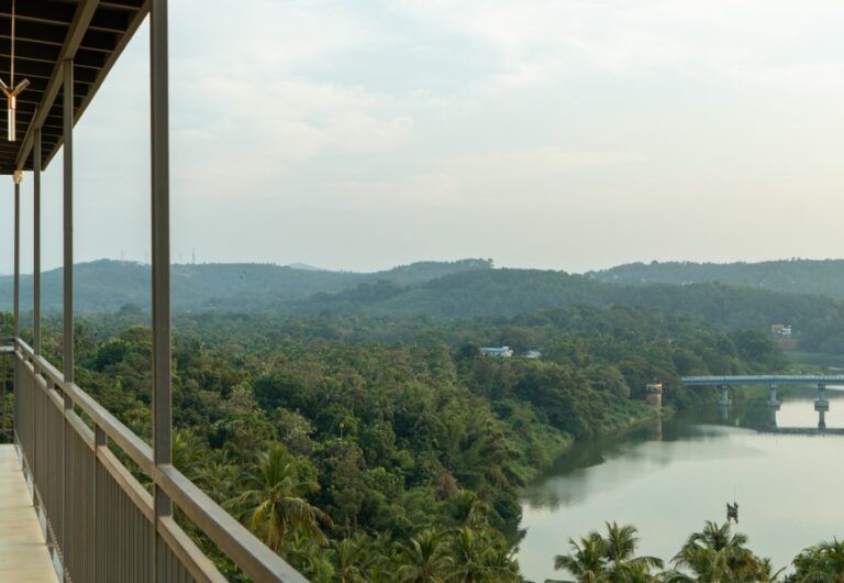 Best hotels in Areekode for family