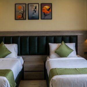 Rooms in Areekode