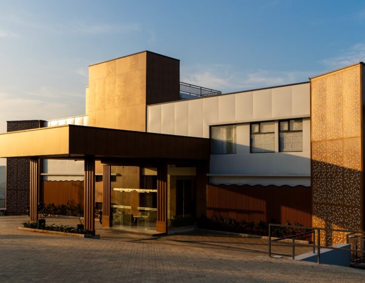 best-hotels-in-Areekode